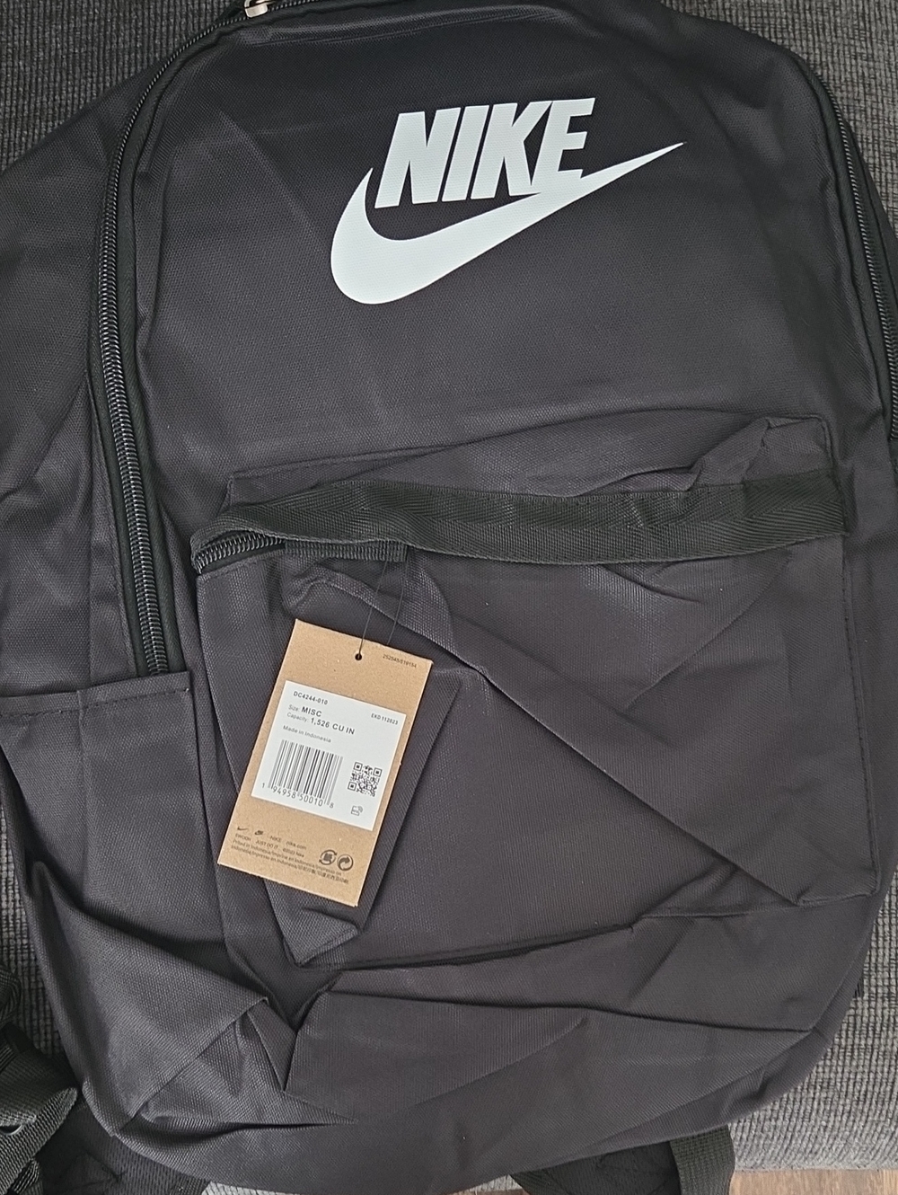 Nike Black Backpack with White Swoosh Heritage 25L